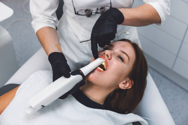 Best Cracked Tooth Emergency Dentist  in Holcom, KS